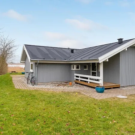 Lovely In With Wifi Holiday home
