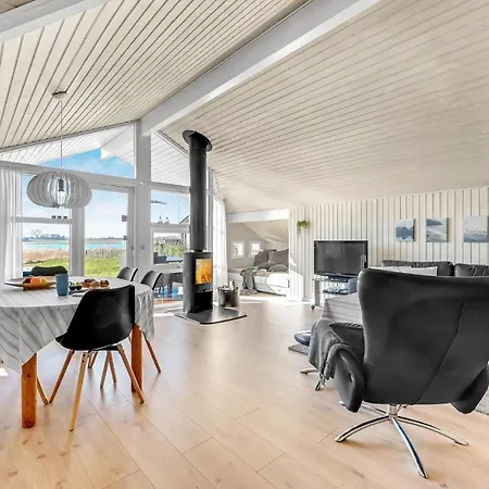 Prázdninový dům Lovely In With Wifi *