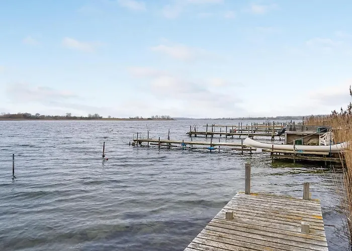 בית נופש Lovely In With Wifi קרטמינדה